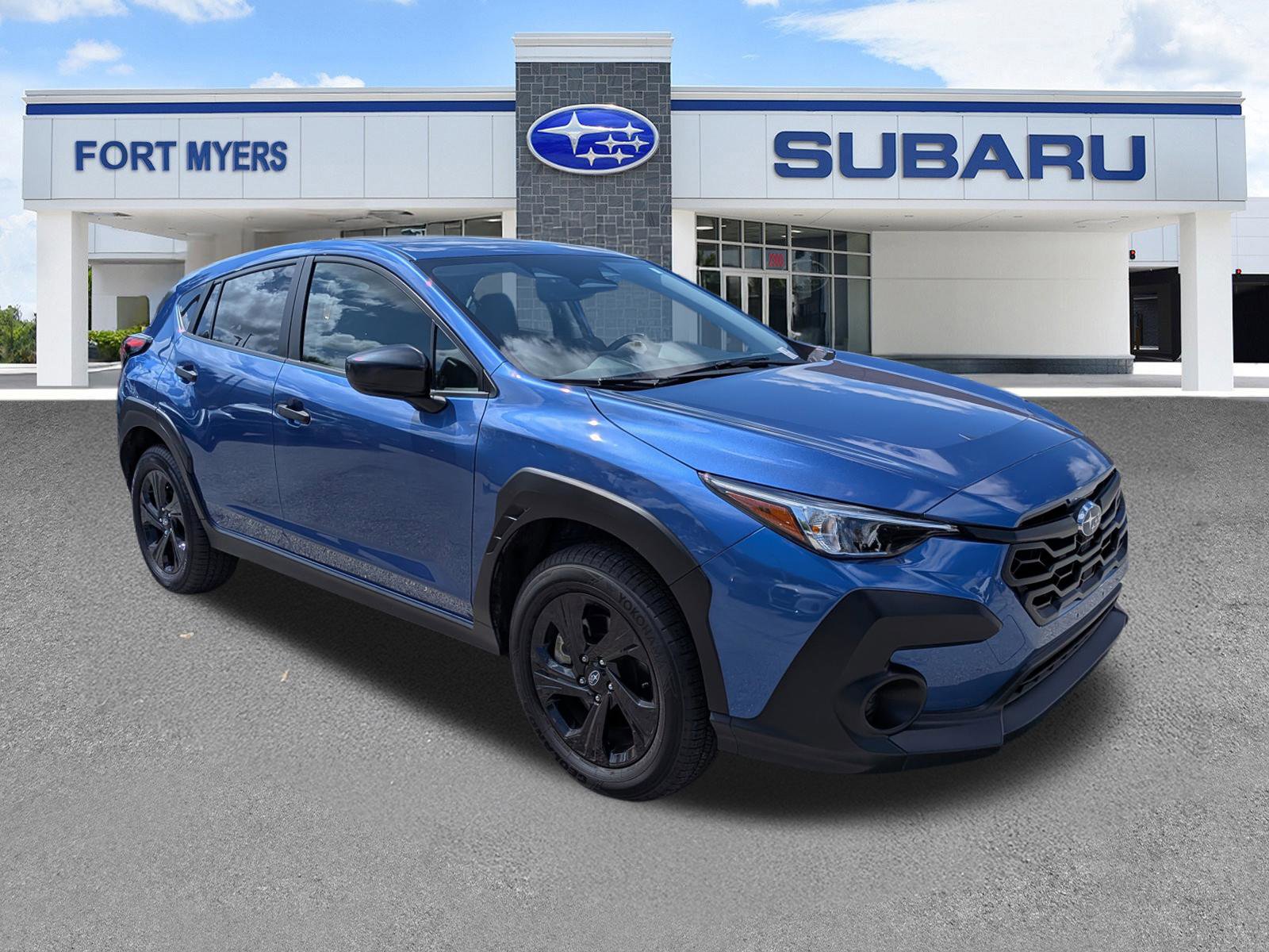 Used 2025 Subaru Crosstrek 2.0i image 2