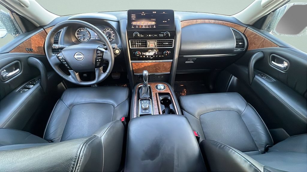 Used 2023 Nissan Armada SL w/ Captain's Chairs Package AWD/4WD image 10