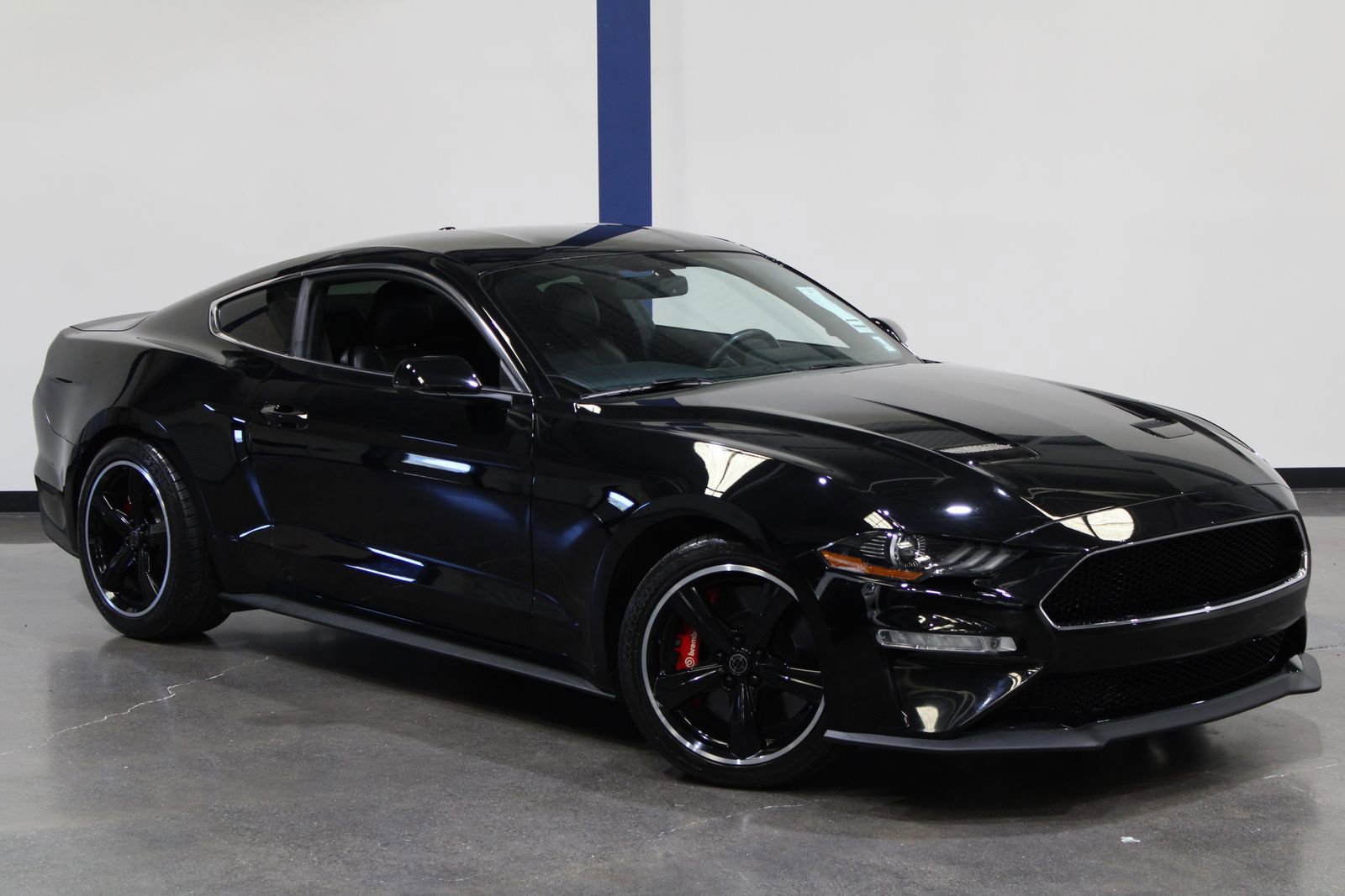 Used 2019 Ford Mustang Bullitt w/ Bullitt Electronics Package RWD image 2