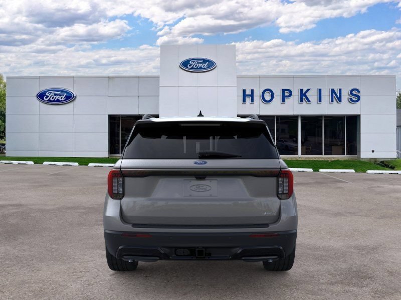 New 2026 Ford Explorer ST-Line w/ ST-Line Street Pack AWD/4WD image 5