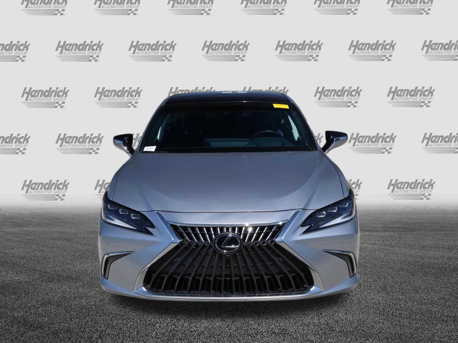 Used 2024 Lexus ES 350 Ultra Luxury w/ Accessory Package (Z2) image 3