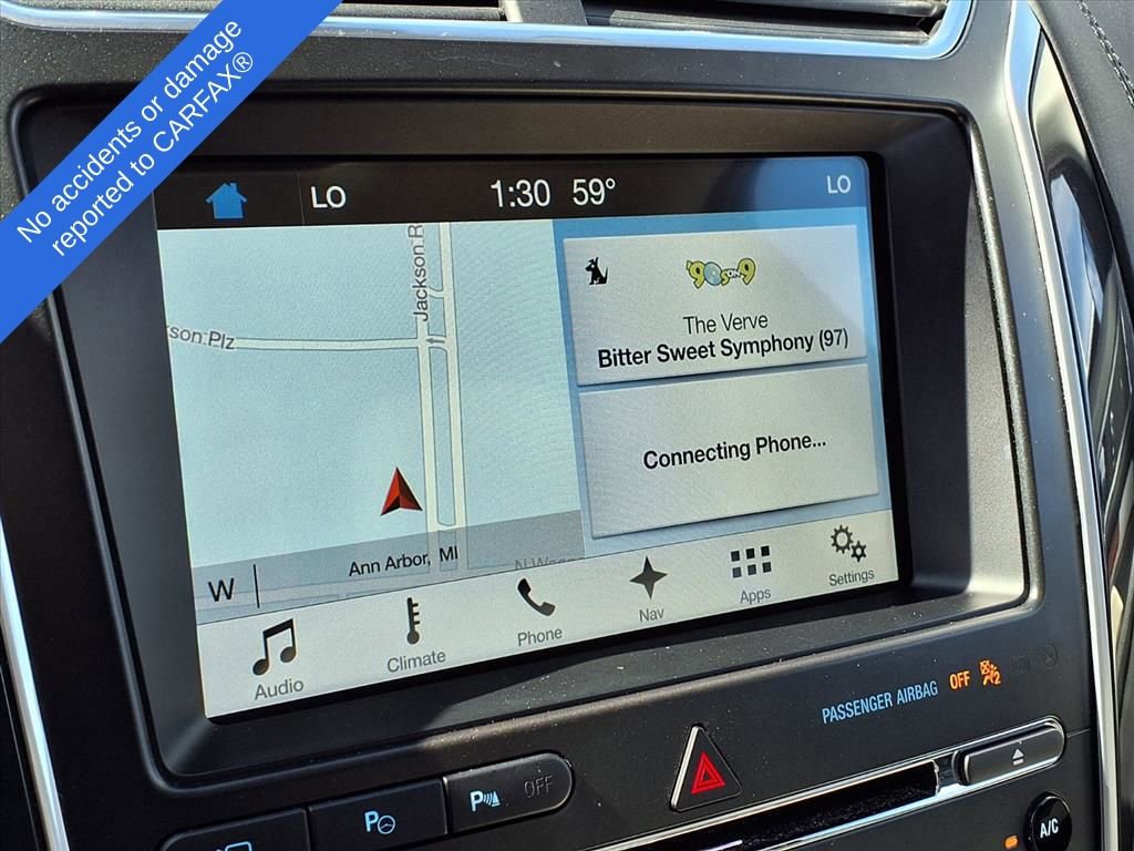 Used 2017 Ford Explorer Platinum image 22