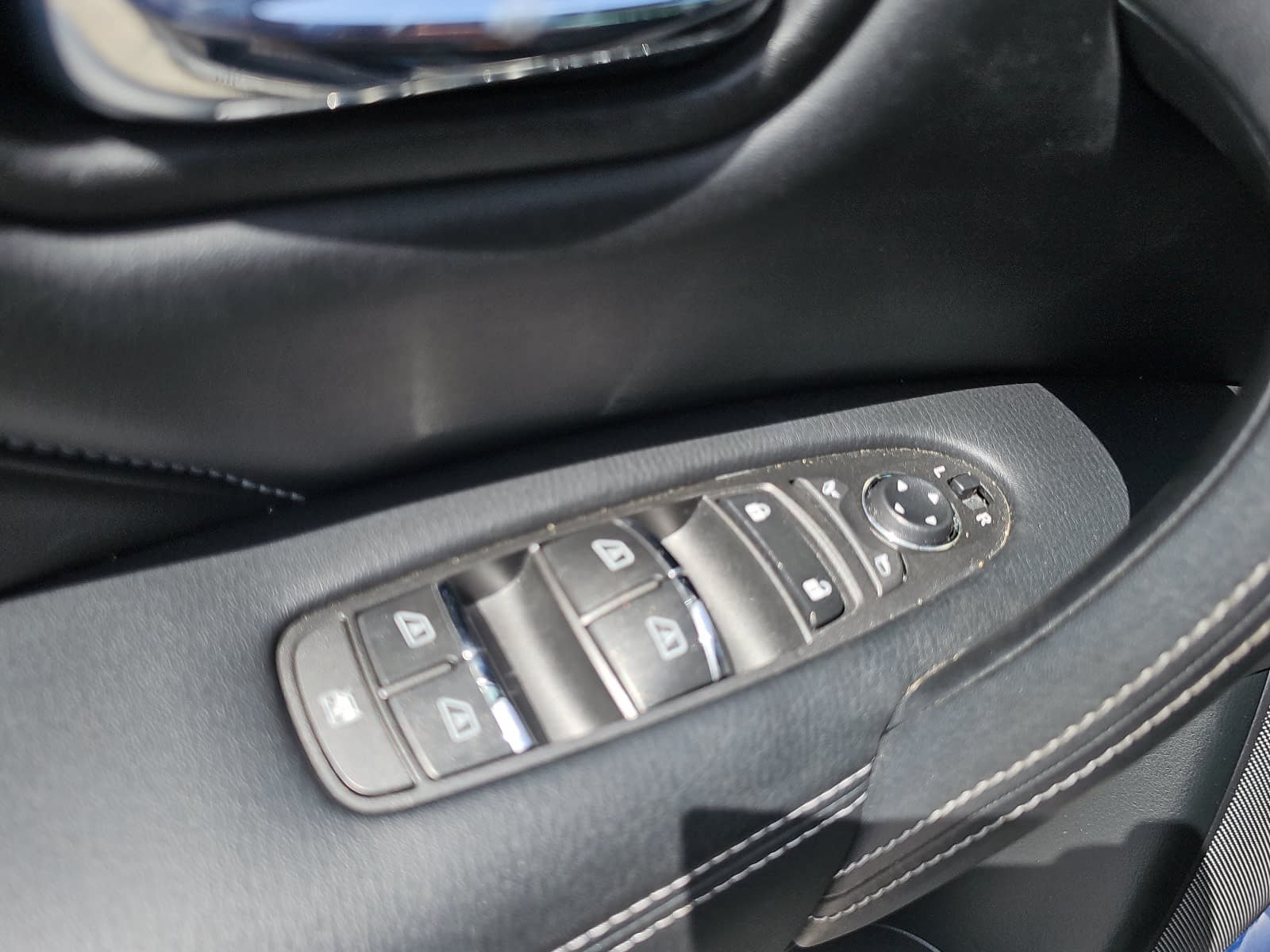 Used 2019 INFINITI QX80 Luxe w/ Proassist Package RWD image 27