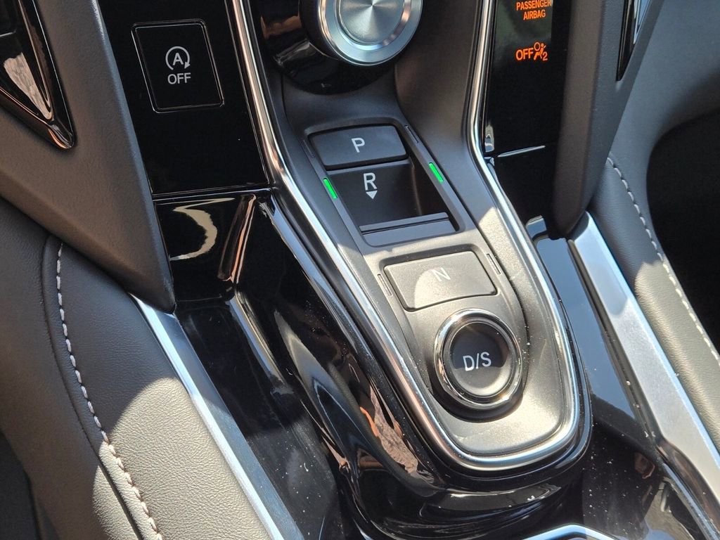 Used 2025 Acura RDX SH-AWD image 28