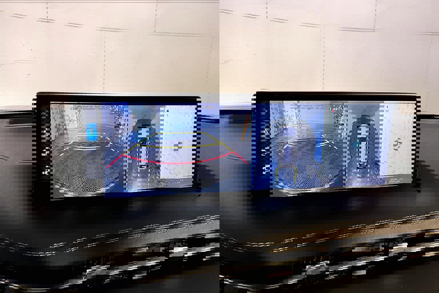 Used 2023 Genesis GV70 2.5T w/ Sport Prestige Package image 29