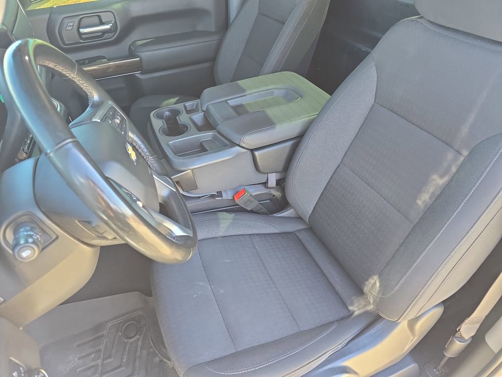 Used 2024 Chevrolet Silverado 2500 LT w/ Convenience Package image 13