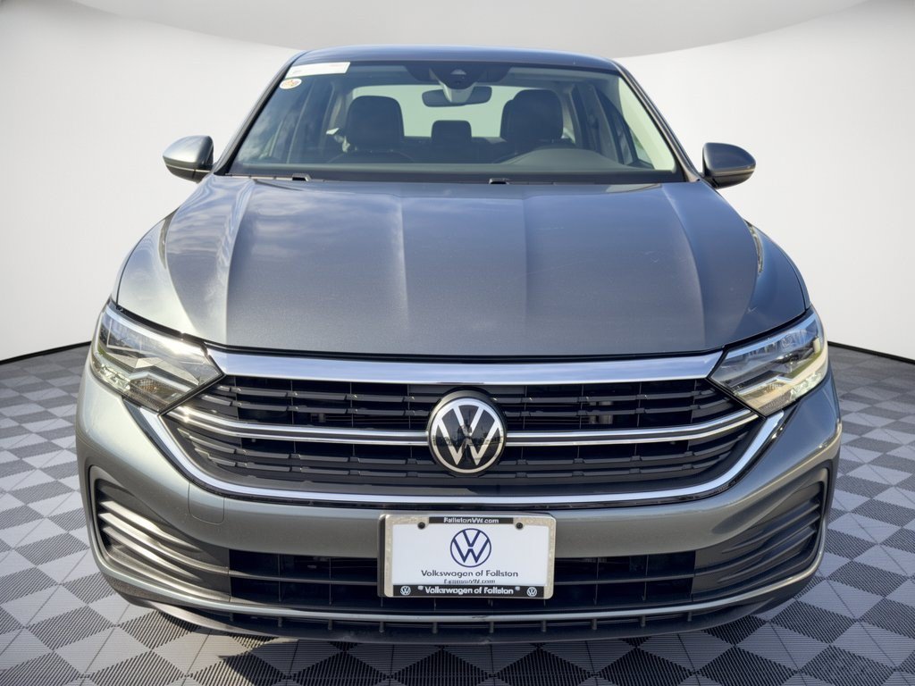 Certified 2024 Volkswagen Jetta SE FWD image 6