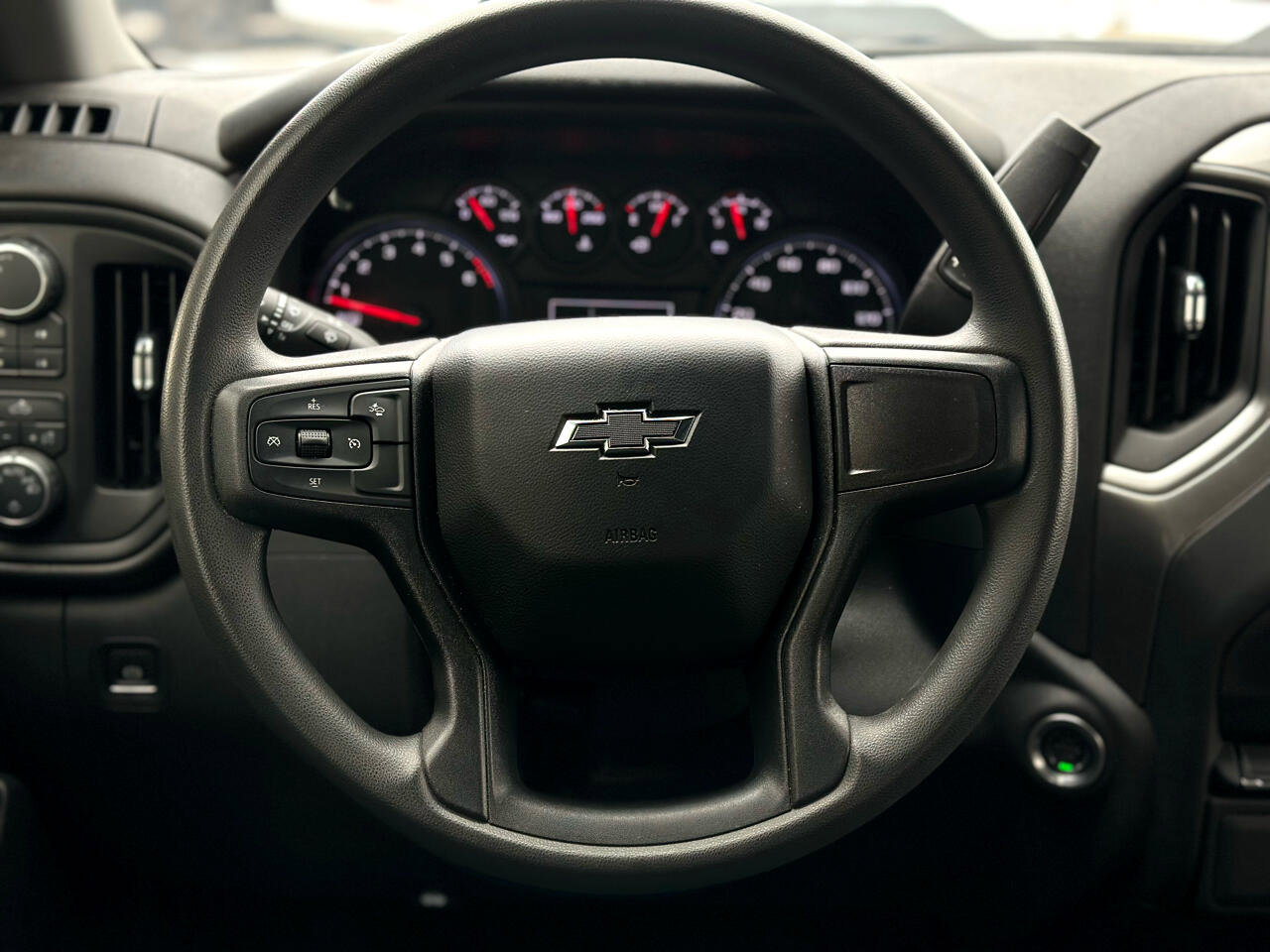 Used 2024 Chevrolet Silverado 1500 Custom Trail Boss w/ LPO, Dark Essentials Package image 15