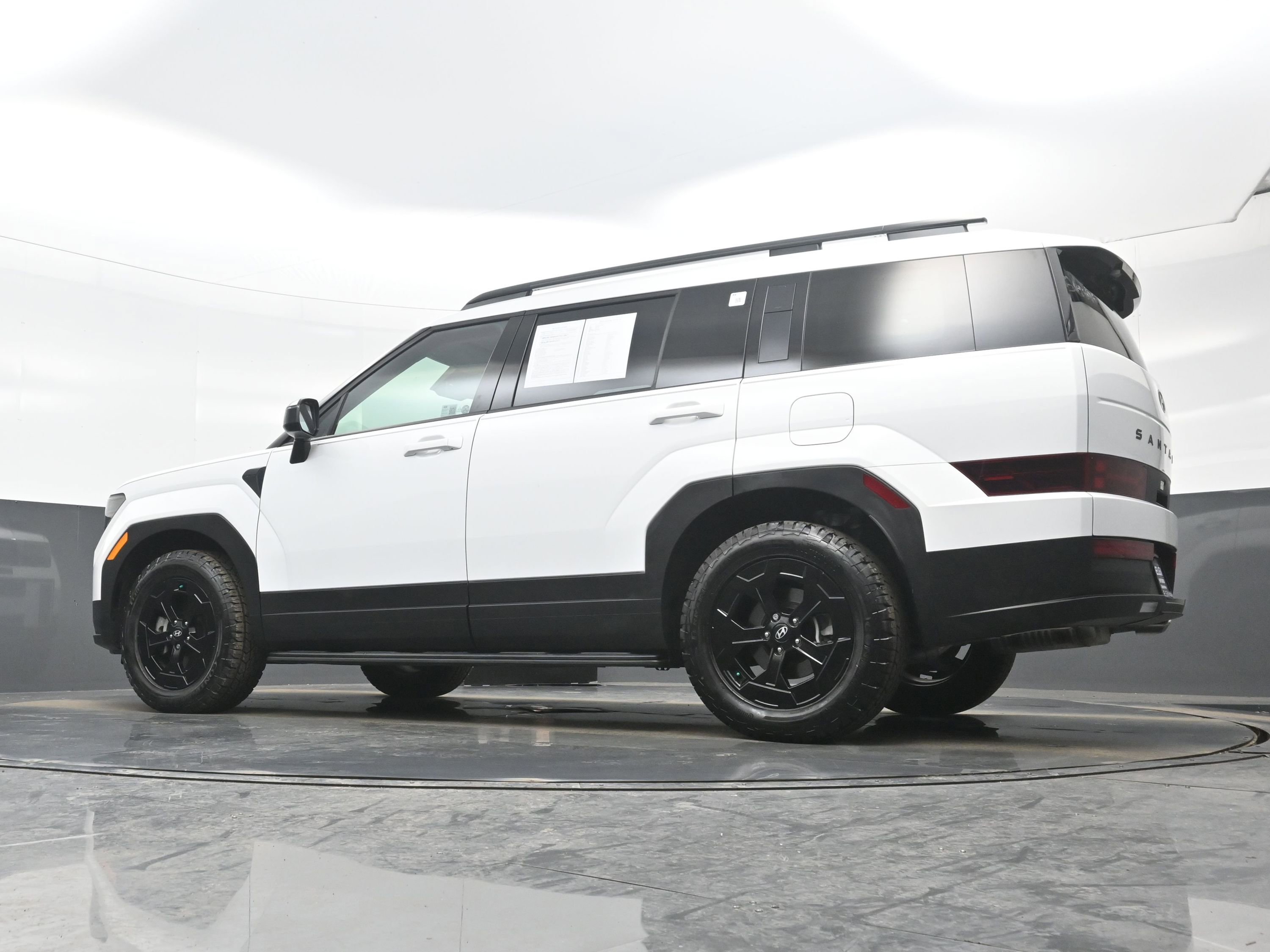 Used 2025 Hyundai Santa Fe XRT image 29