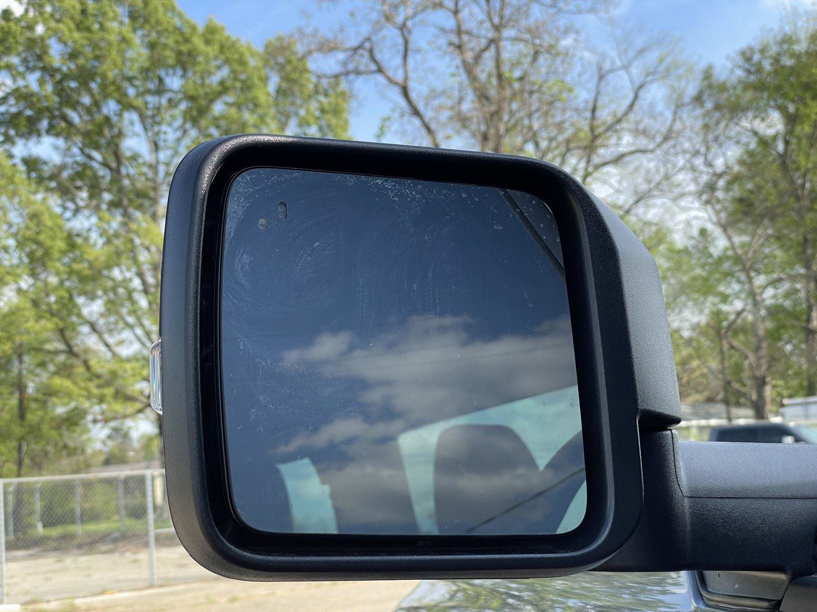 Used 2024 Ford Bronco Badlands image 34