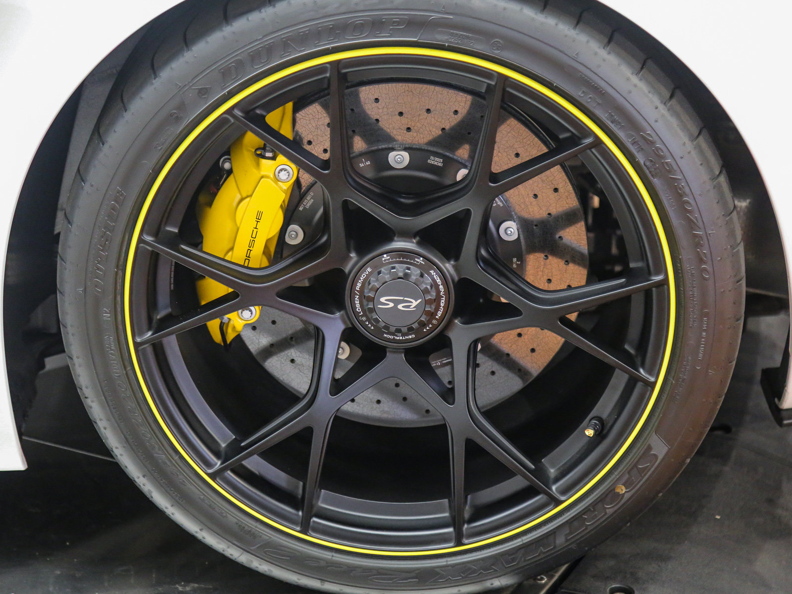 Certified 2025 Porsche 718 Boxster Spyder RS RWD image 14