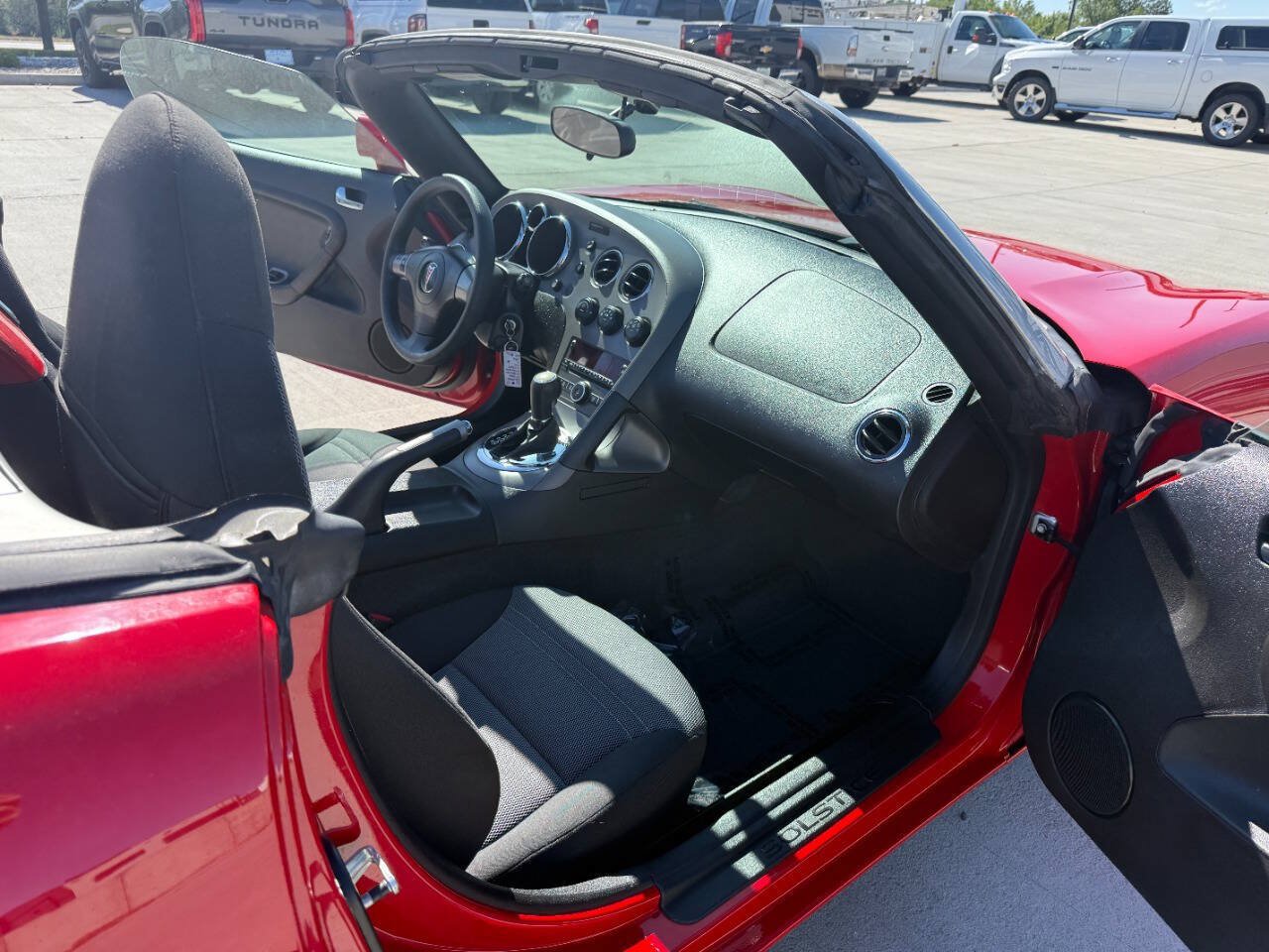 Used 2006 Pontiac Solstice Convertible w/ Power Package RWD image 20