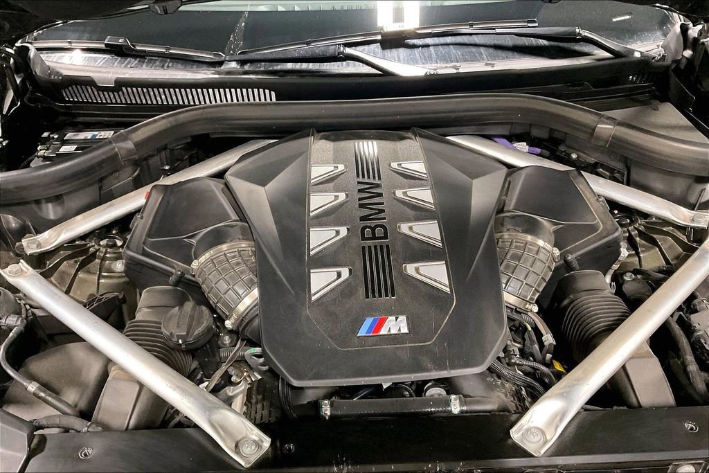 Used 2025 BMW X6 M60i AWD/4WD image 39