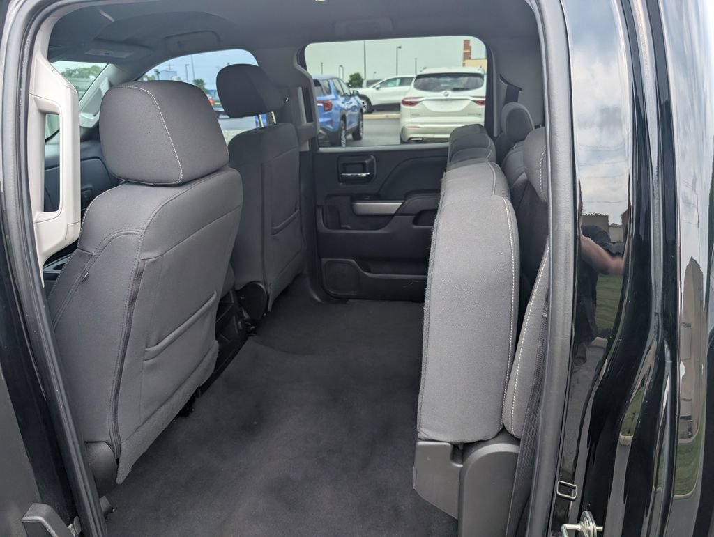 Used 2018 Chevrolet Silverado 1500 LT w/ All Star Edition AWD/4WD image 10
