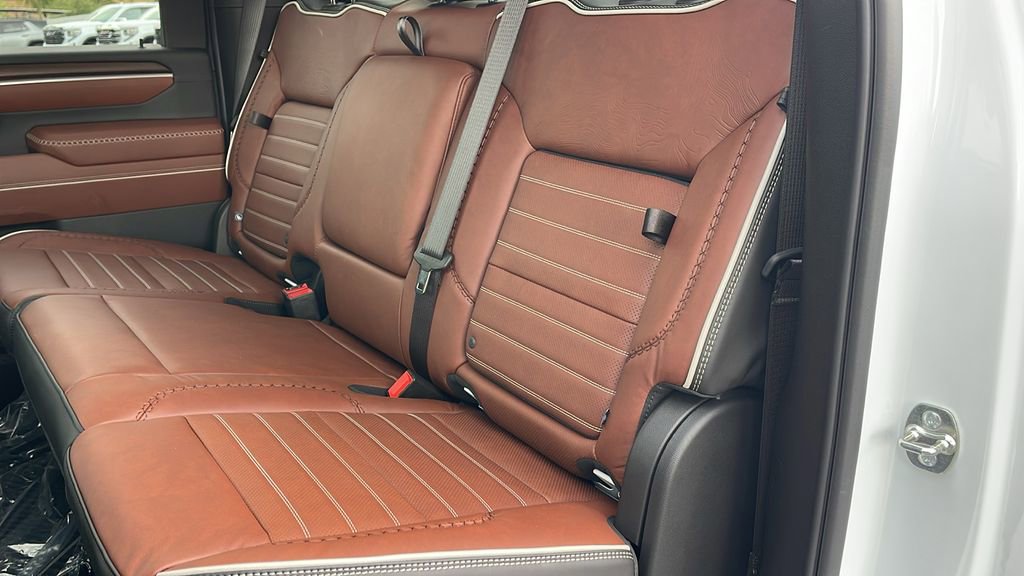 New 2026 GMC Sierra 3500 Denali Ultimate image 14