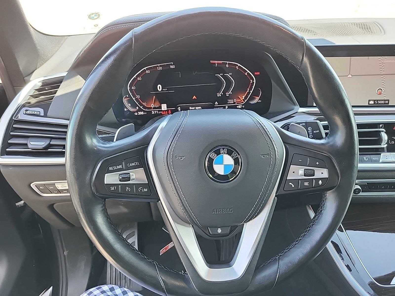 Used 2020 BMW X5 xDrive40i w/ Parking Assistance Package AWD/4WD image 11