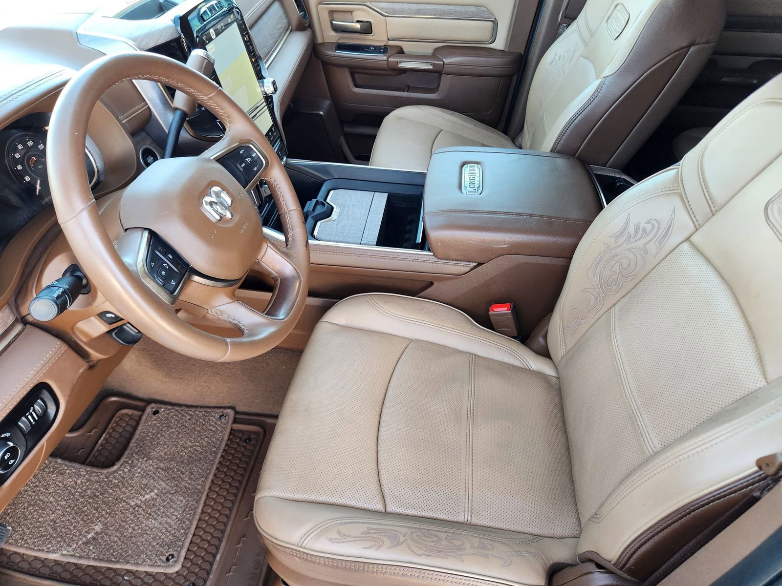 Used 2024 RAM 2500 Limited w/ Towing Technology Group image 15