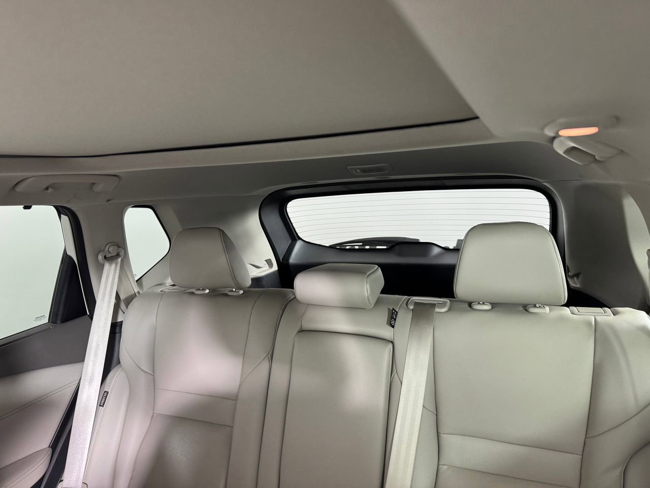 Used 2023 Nissan Rogue SL image 5