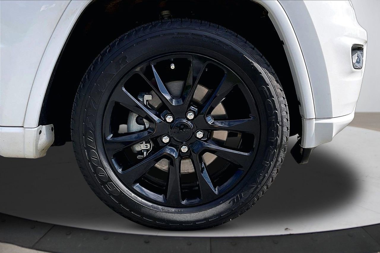 Certified 2021 Jeep Grand Cherokee Laredo X RWD image 35