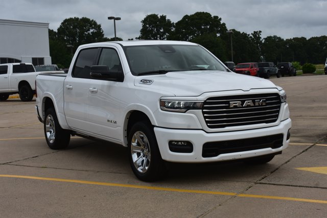 Used 2025 RAM 1500 Laramie w/ Laramie Southwest Edition AWD/4WD image 3