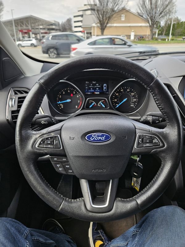 Used 2018 Ford Escape SEL image 14
