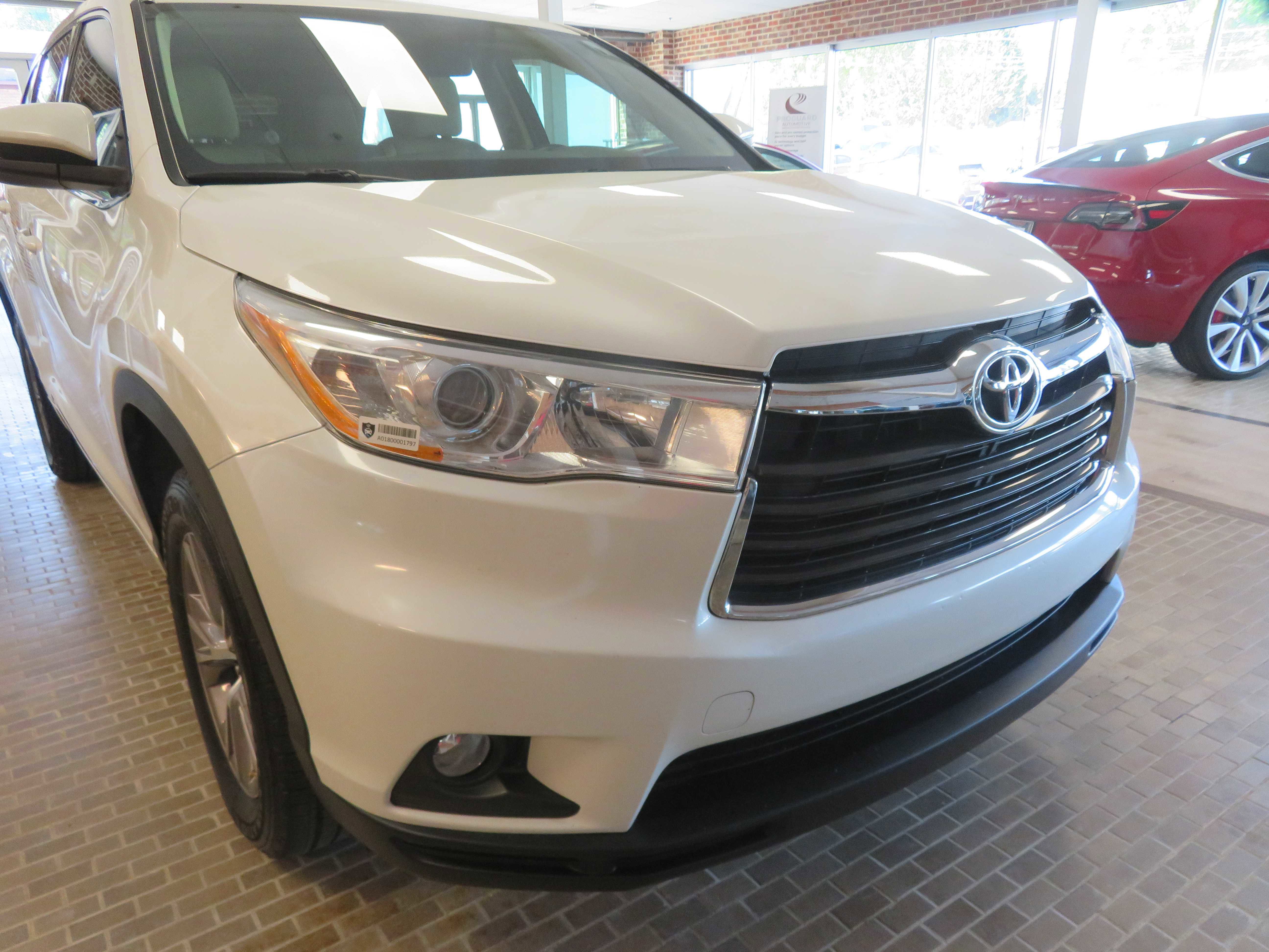 Used 2014 Toyota Highlander Plus FWD image 59