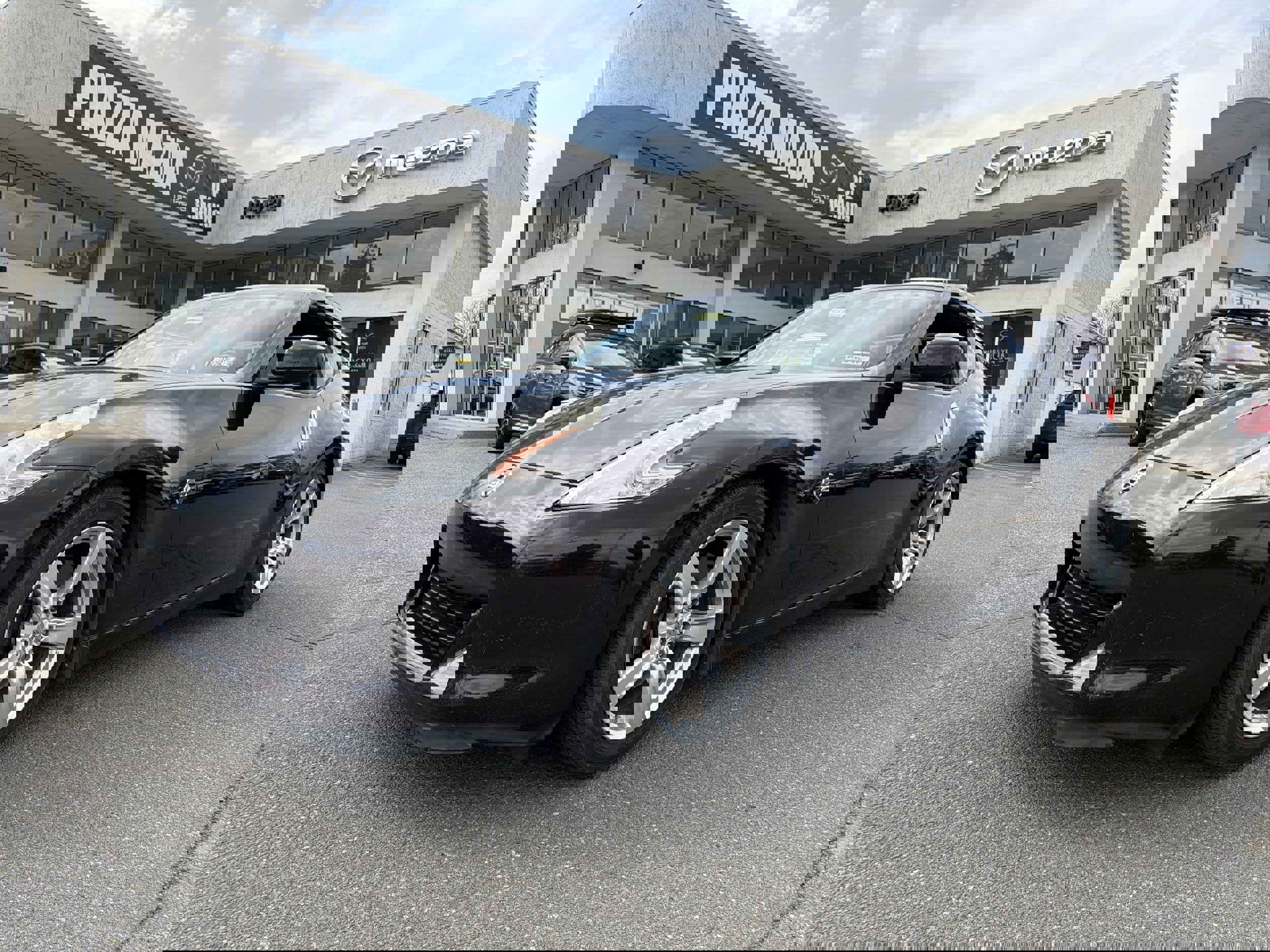 Used 2012 Nissan 370Z Touring w/ Aerodynamics Pkg image 3