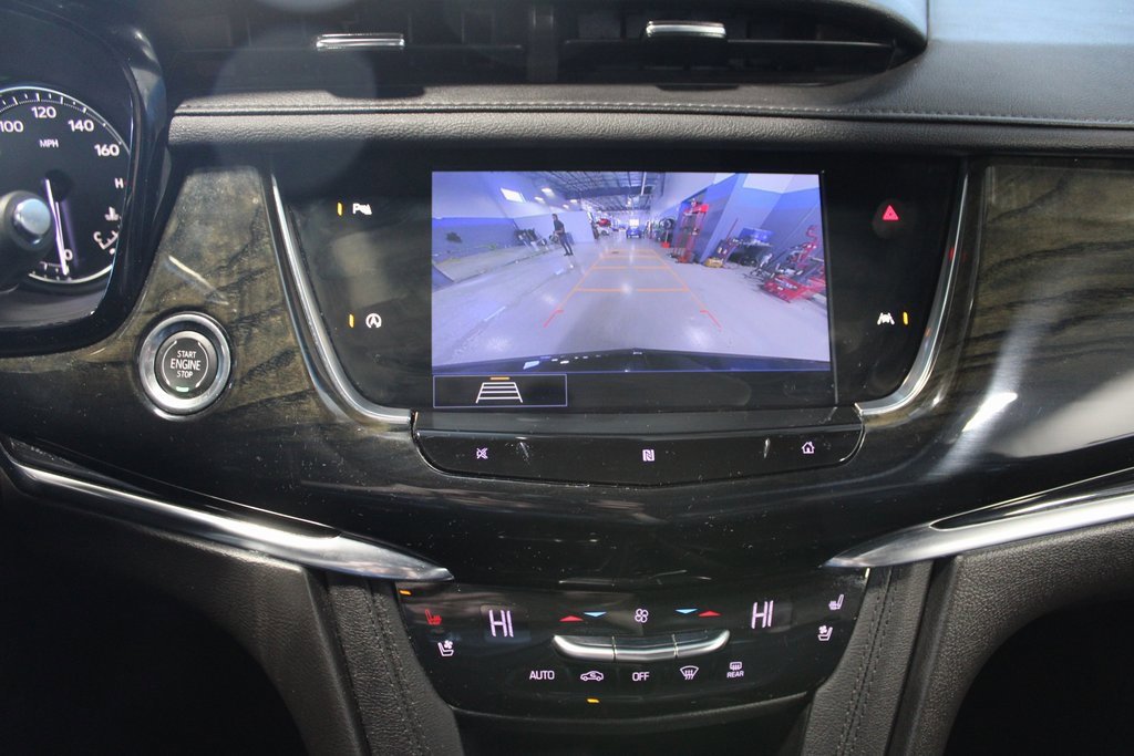 Used 2020 Cadillac XT6 Premium Luxury image 32