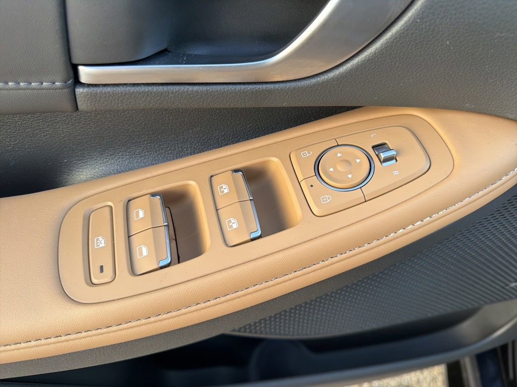Used 2021 Hyundai Sonata Limited FWD image 25