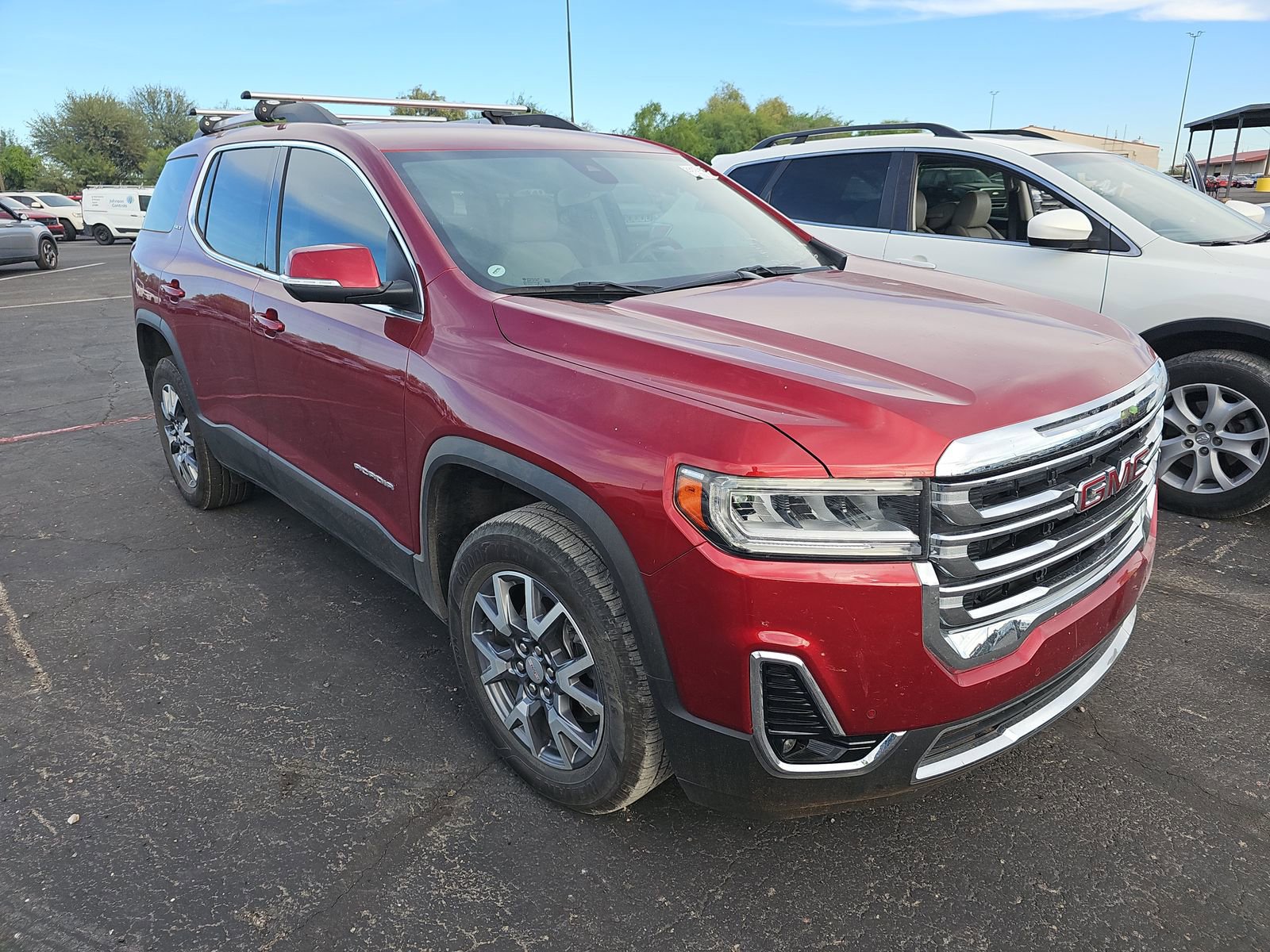 Used 2023 GMC Acadia SLT w/ Technology Package image 3