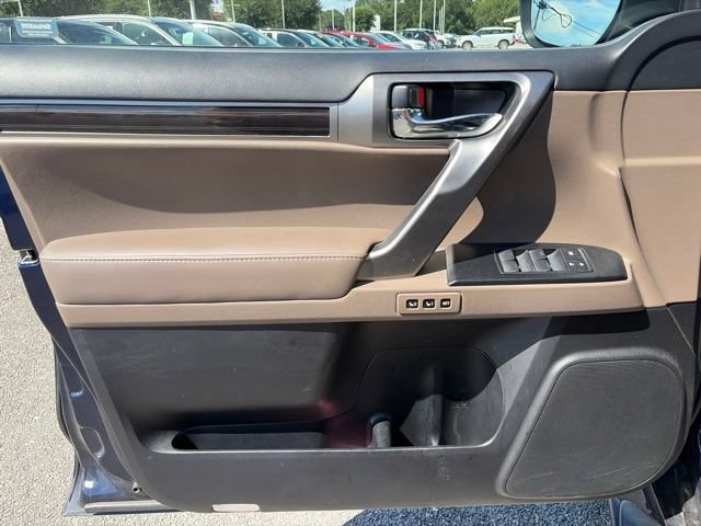 Used 2022 Lexus GX 460 Premium w/ Premium Package AWD/4WD image 30