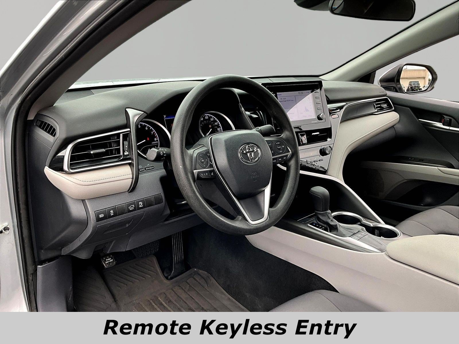 Used 2024 Toyota Camry LE FWD image 17