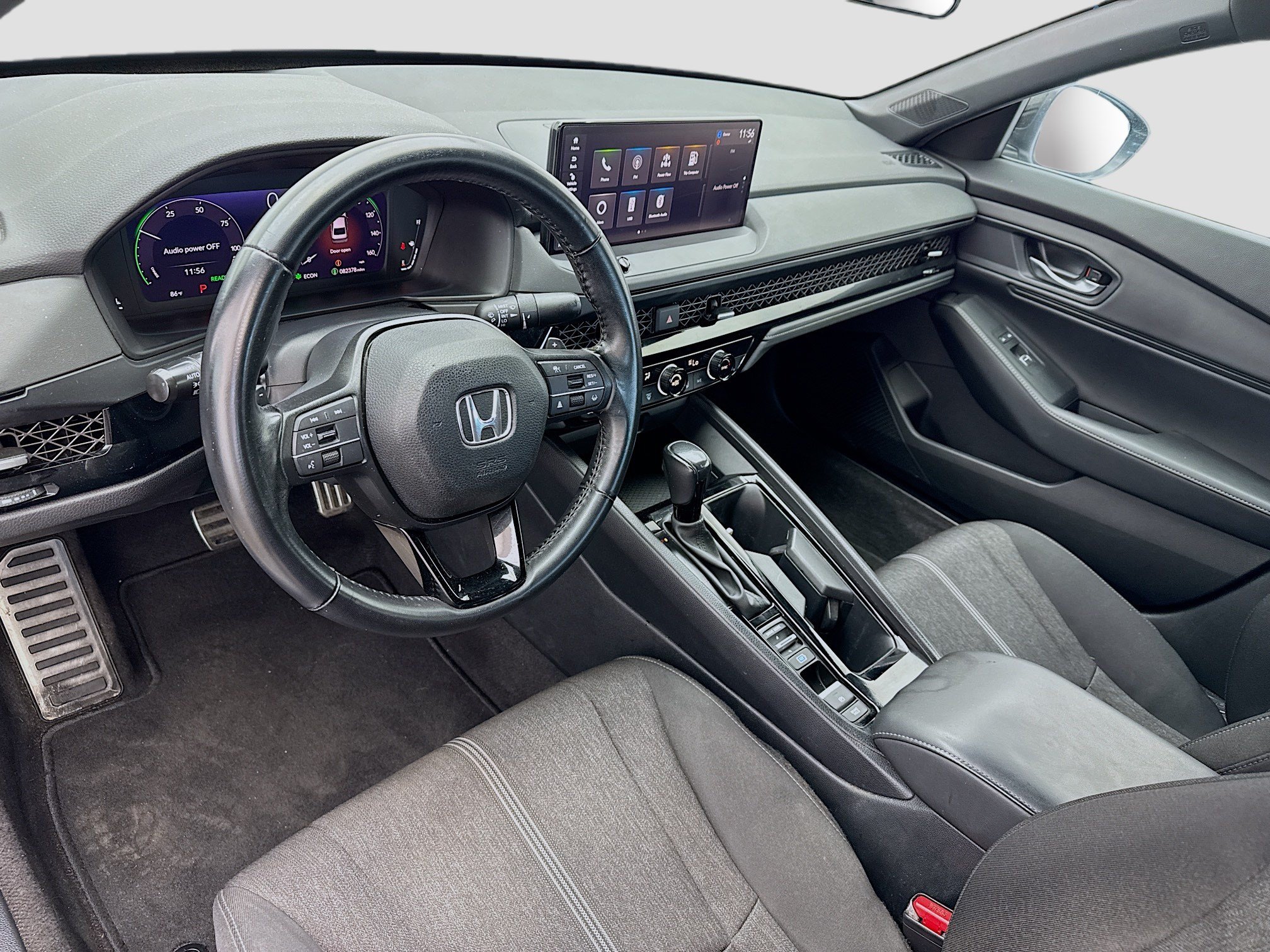 Used 2024 Honda Accord Sport image 7