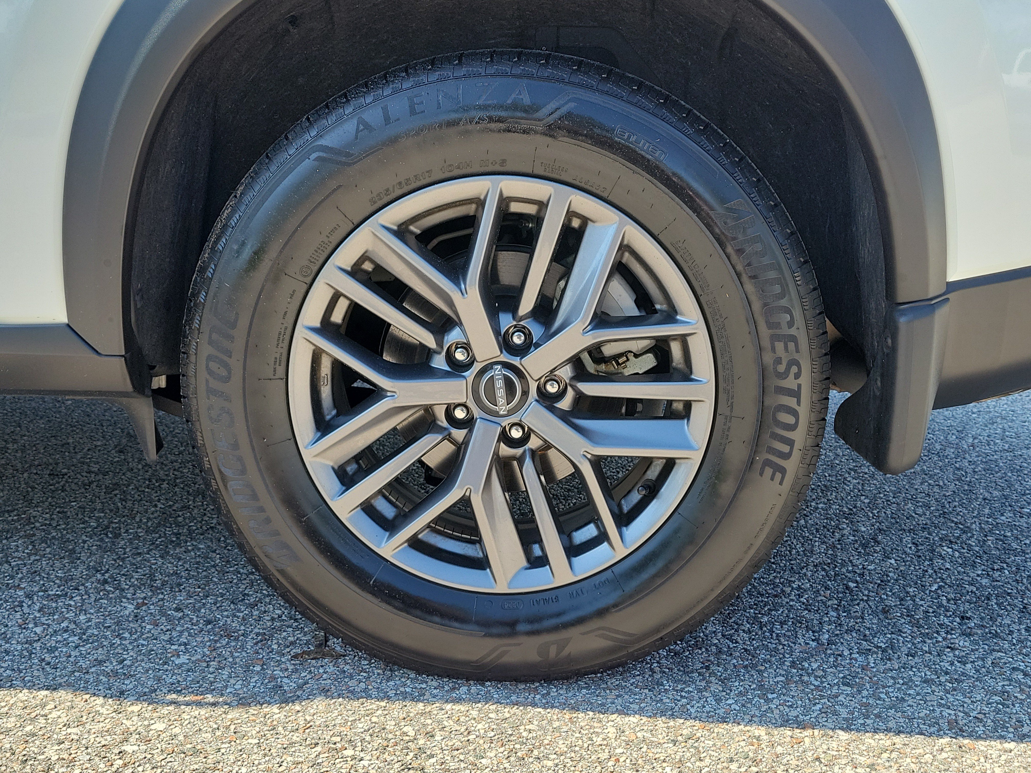 Certified 2024 Nissan Rogue S FWD image 10