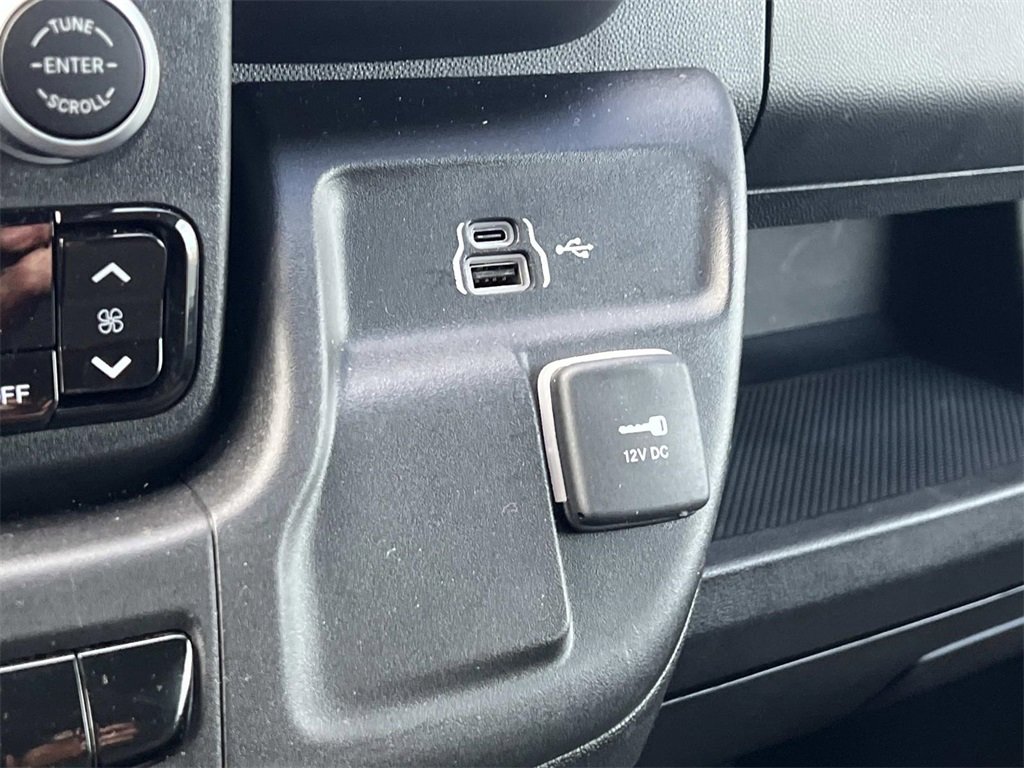 Used 2024 RAM ProMaster 1500 w/ Convenience Group image 20