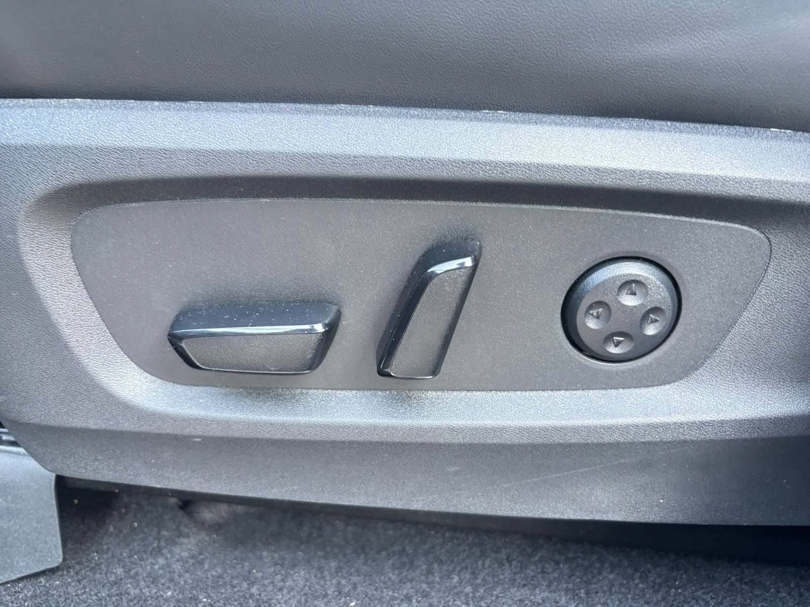 Used 2026 INFINITI QX60 Luxe FWD image 22