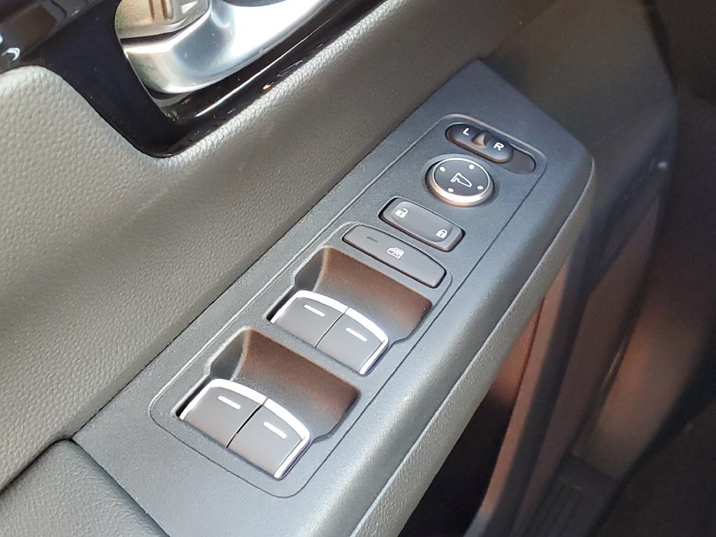 Certified 2025 Honda CR-V Sport Touring image 19
