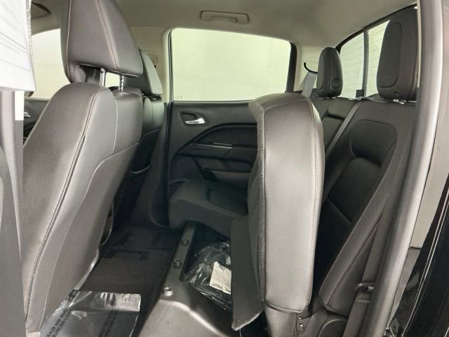 Used 2022 GMC Canyon AT4 image 25