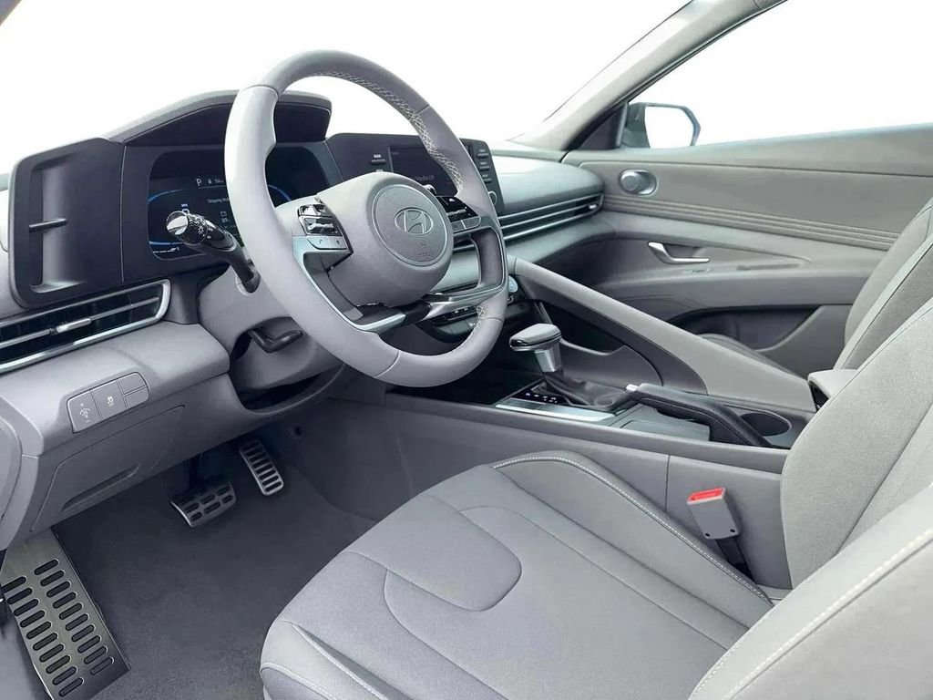 New 2026 Hyundai Elantra Sport image 14