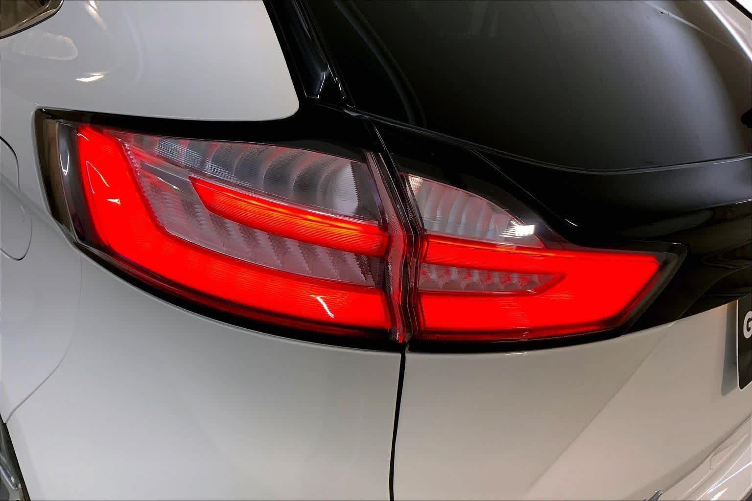 Used 2022 Ford Edge Titanium AWD/4WD image 28