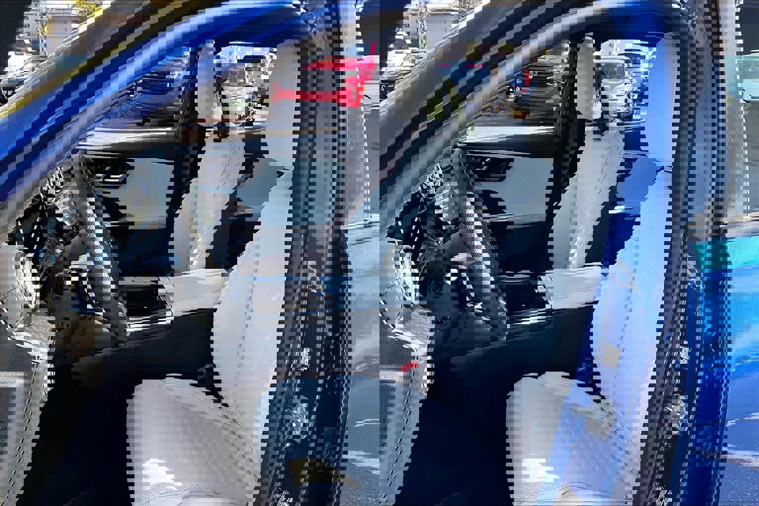 Certified 2025 Mercedes-Benz C 300 Sedan image 8