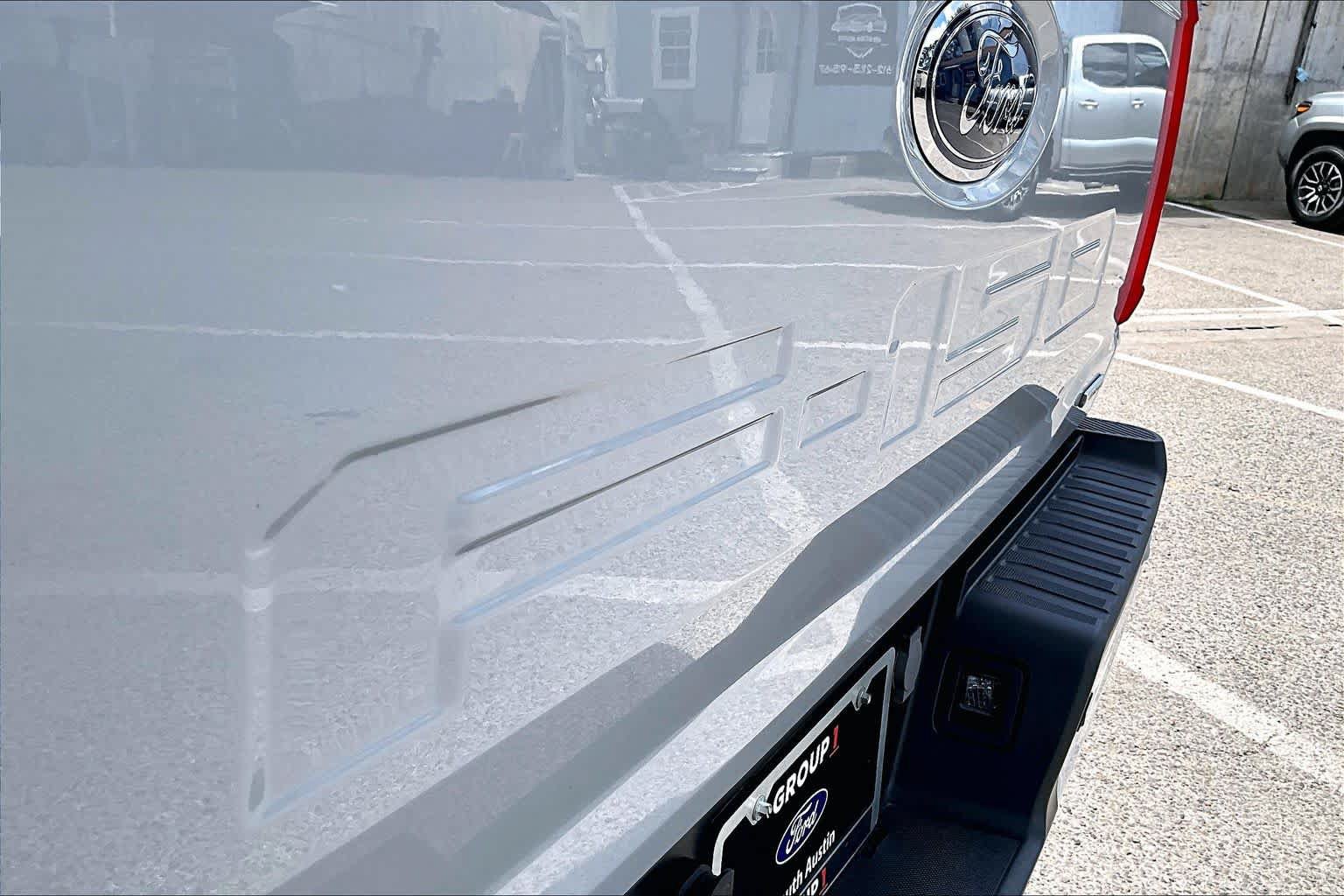 Used 2023 Ford F150 Lariat AWD/4WD image 10