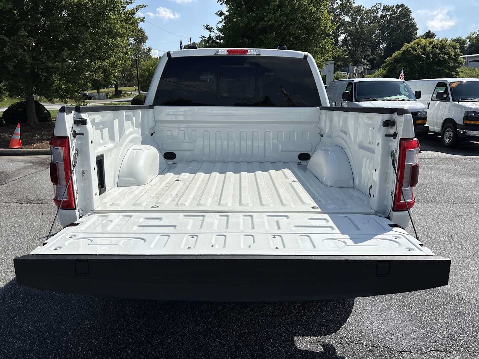 Used 2023 Ford F150 Platinum AWD/4WD image 26