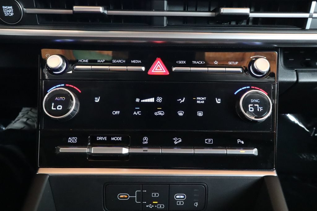 Used 2025 Hyundai Santa Fe SEL FWD image 22