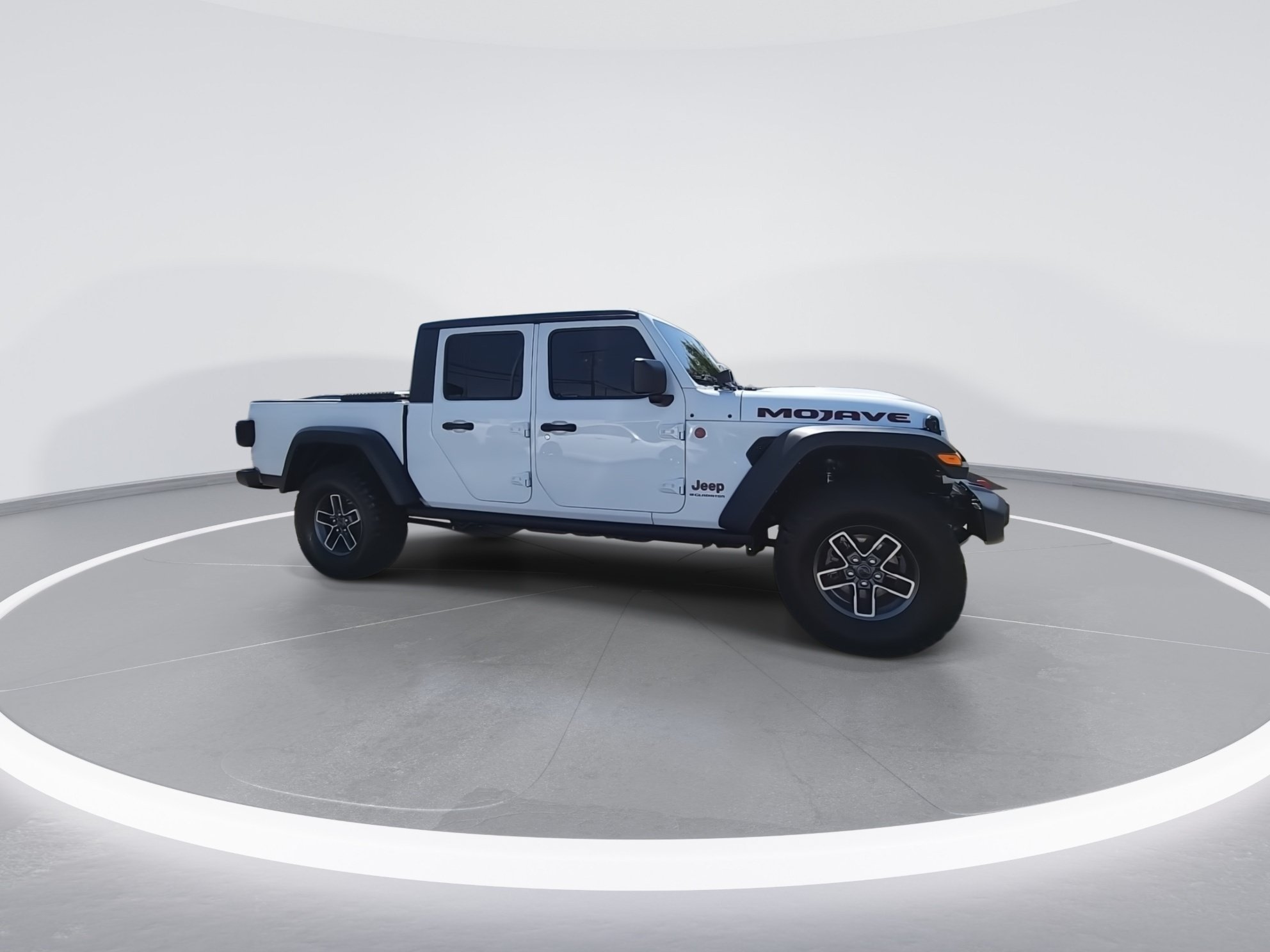 Used 2024 Jeep Gladiator Mojave AWD/4WD image 6