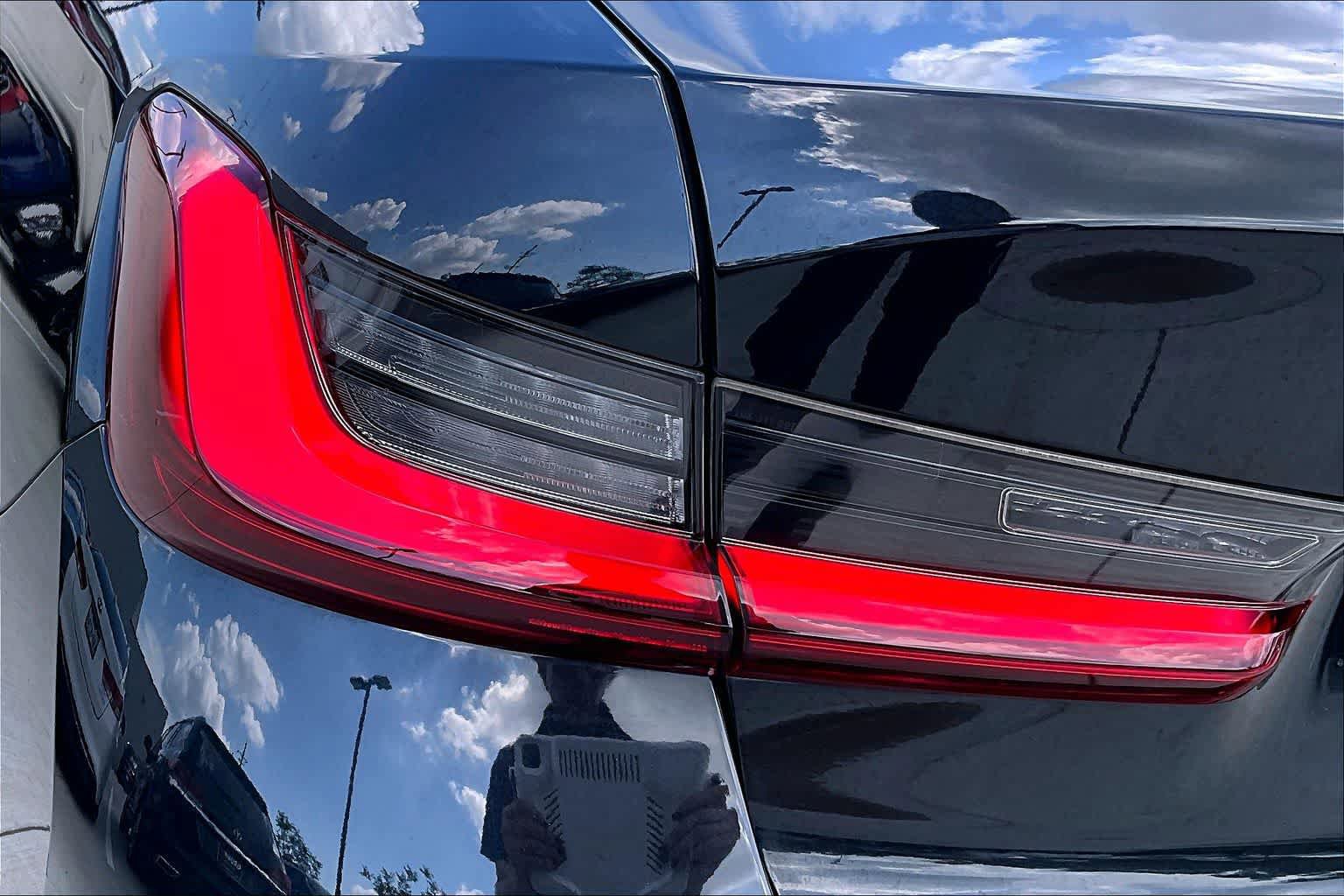 Used 2023 BMW 330i Sedan w/ Parking Assistance Package RWD image 27
