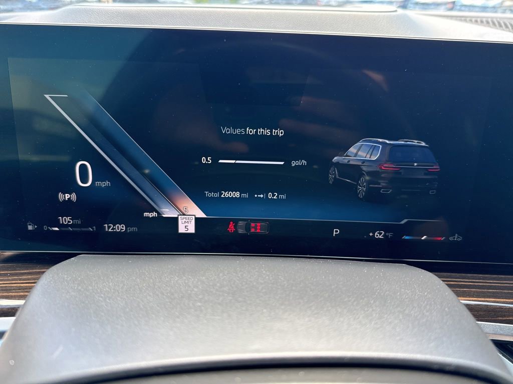 Used 2025 BMW X7 xDrive40i AWD/4WD image 10