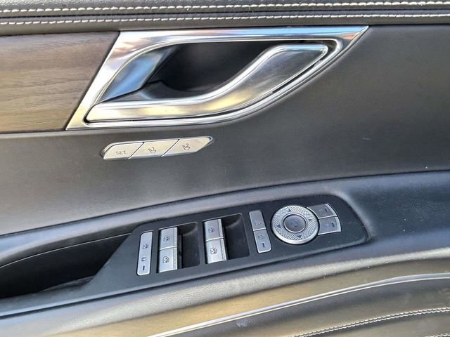 Used 2024 Genesis GV80 2.5T image 13