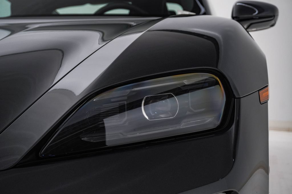 Certified 2025 Porsche Taycan AWD/4WD image 7