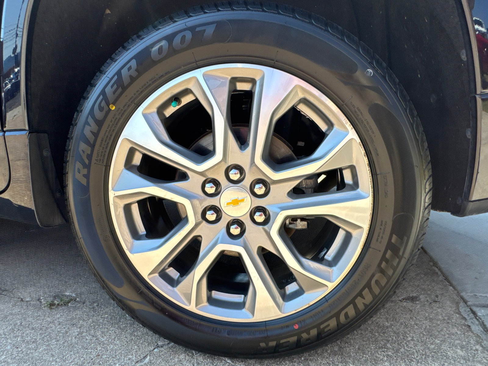 Used 2020 Chevrolet Traverse Premier FWD image 24